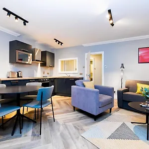 *** Aparthotel Staycity Augustine Irlanda